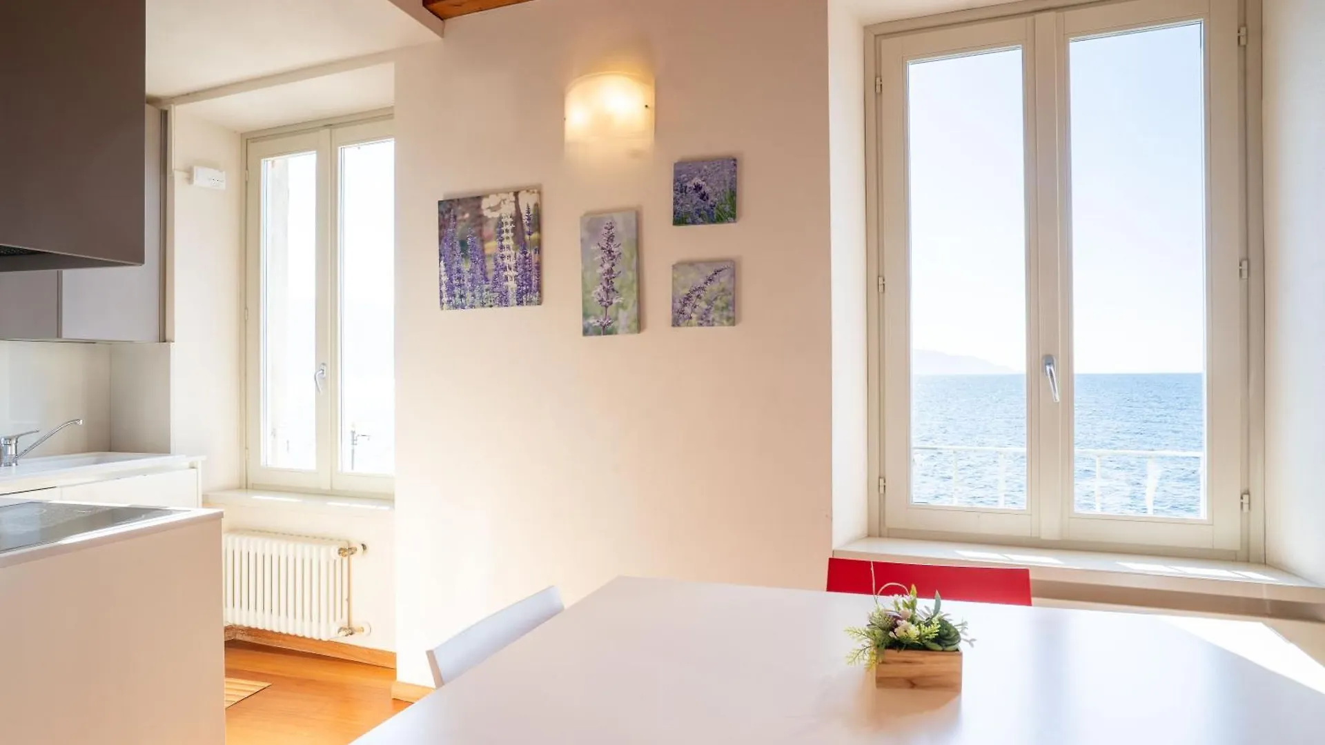 Luce Apartment Gargnano Włochy